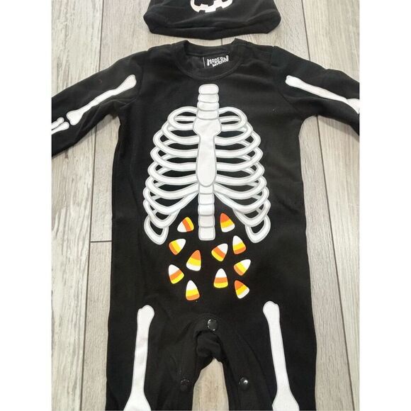Modern Hero Baby Skeleton with candy corn in the belly two piece Halloween costu - Picture 4 of 10
